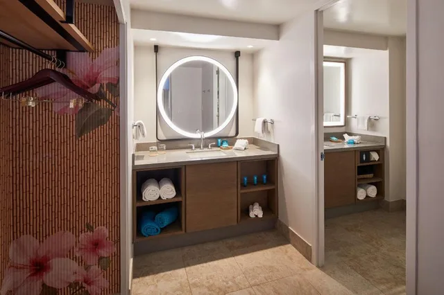 Lanai, Guest Room, King Bed, Ocean View, Sofa، The Ritz-Carlton O ahu, Turtle Bay 9/9