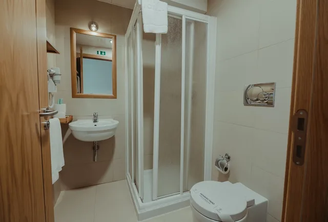 غرفة ثلاثية بثلاثة أسرّة، Hotel Albergaria Senhora Do Espinheiro 3/3