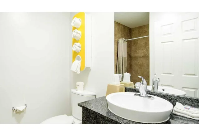 غرفة بسرير كوين لغير المدخنين بمطبخ، Studio 6 Extended Stay - Augusta, GA - Fort Gordon 10/10