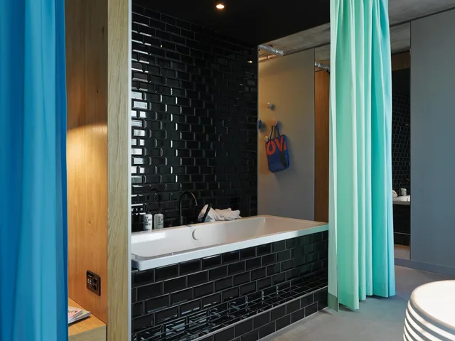 جناح، 25Hours Hotel Zurich Langstrasse 4/4