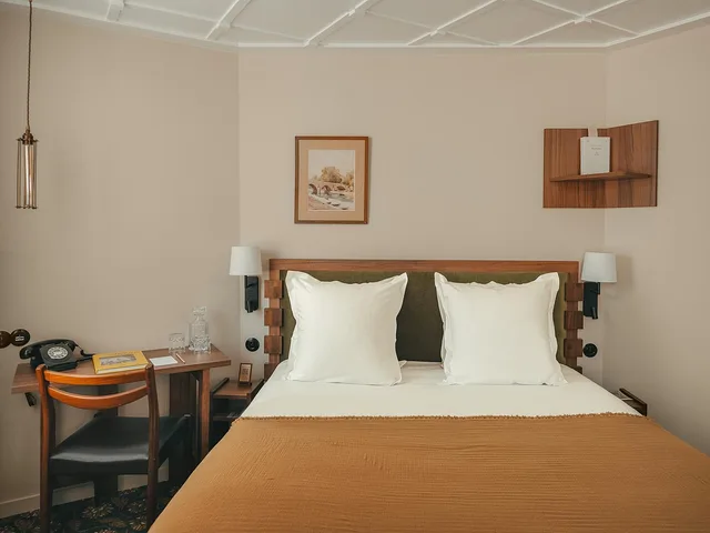 غرفة بسرير مزدوج بشرفة، Hotel du Savoir 7/10