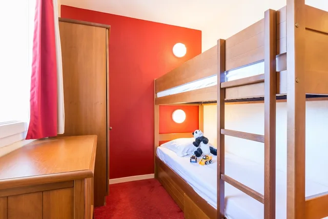 استوديو بسريرين منفصلين وسرير بطابقين بشرفة، Pierre Vacances Residence Les Rives de L Apos Aure 2/6