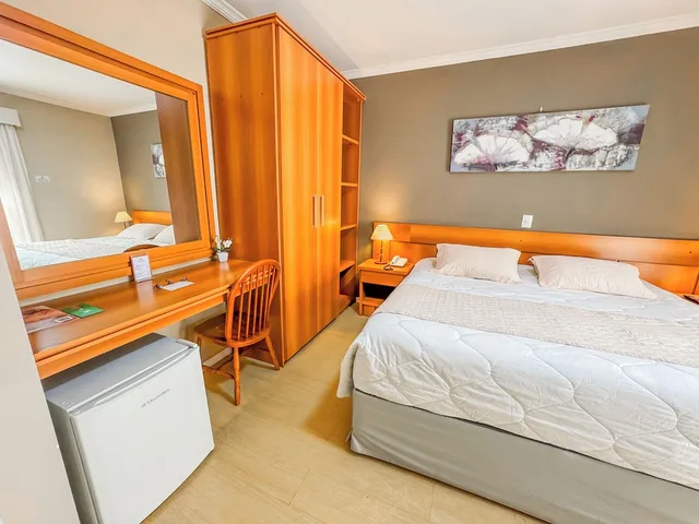 غرفة سوبيريور ثلاثية بسرير كوين وسرير فردي، Pousada Nacional Inn Campos do Jordao 3/9