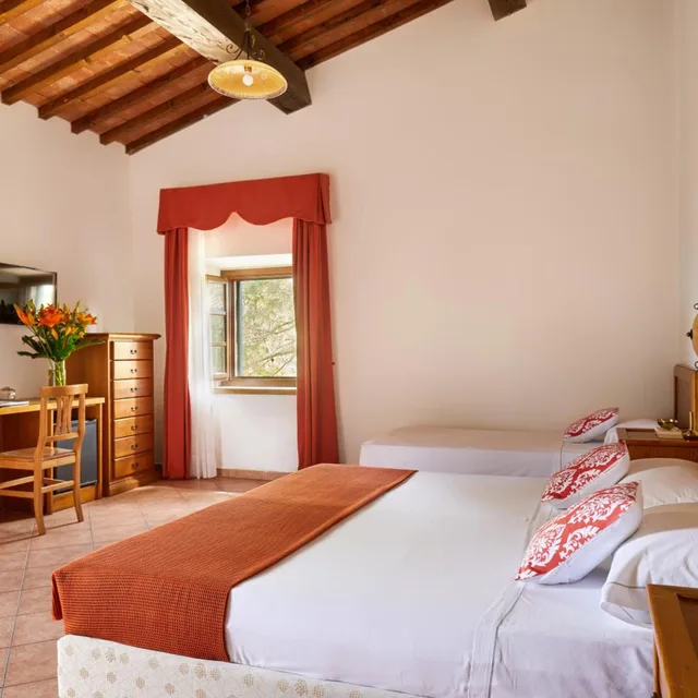 Room, Triple, Fattoria Belvedere 2/5