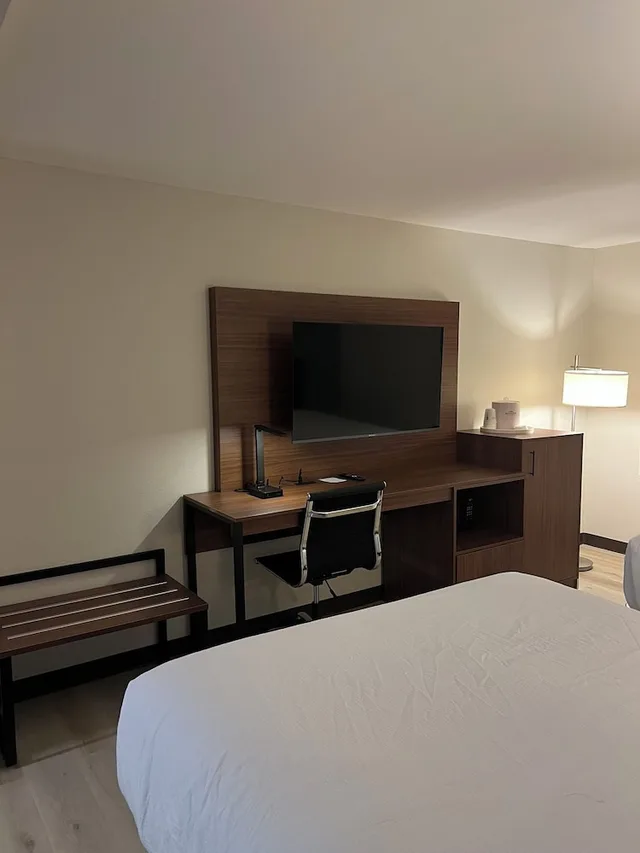 غرفة بسريرين كوين، Wingate by Wyndham Dublin Near Claytor Lake State Park 6/7
