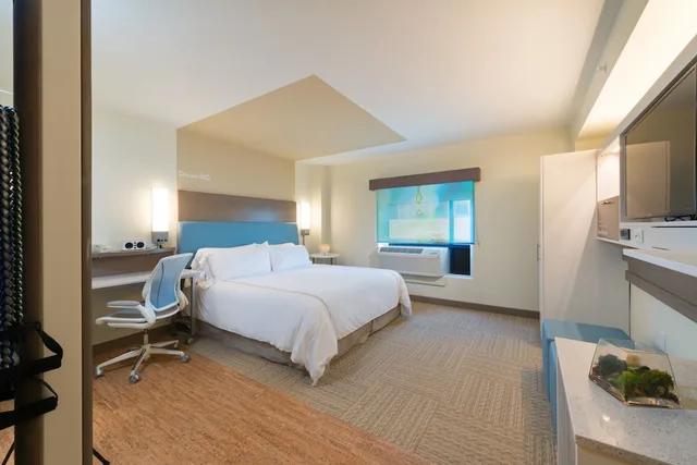 غرفة قياسية بسرير كينج لذوي الإعاقة، EVEN Hotel Norwalk 4/5