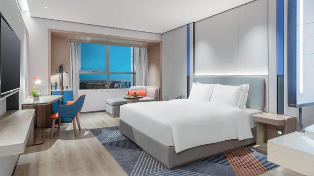 غرفة ديلوكس بسرير كوين، Holiday Inn Express Changsha Development Zone 2/4