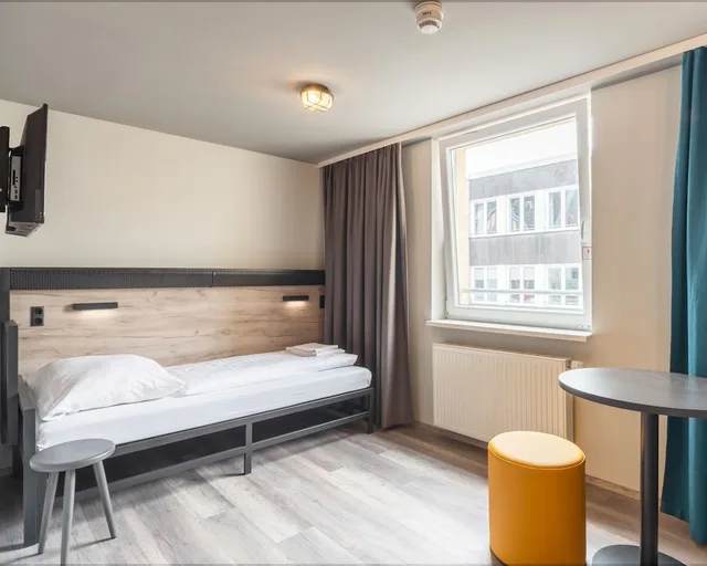 غرفة مفردة، A&O Koln Neumarkt 6/16