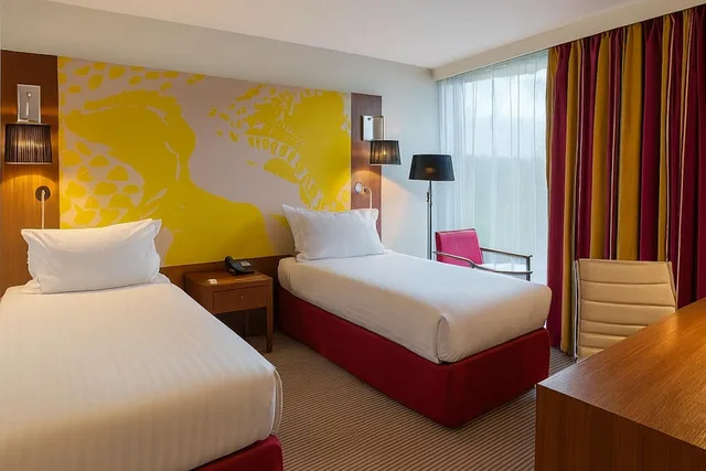 غرفة عائلية بسرير كينج، Crowne Plaza Montpellier Corum 4/9