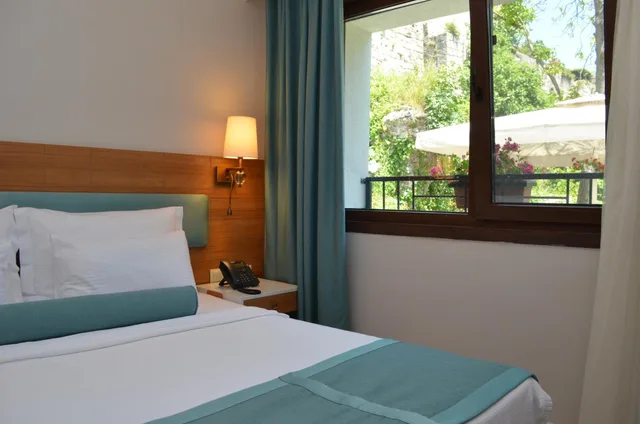 غرفة بسرير مزدوج بإطلالة على الحديقة، Sardinia Hotel 9/10