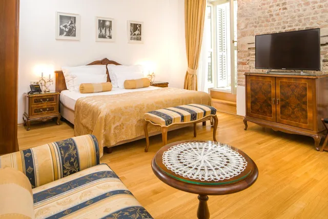 غرفة ديلوكس بسرير مزدوج بشرفة، Palace Judita Heritage Hotel 4/7