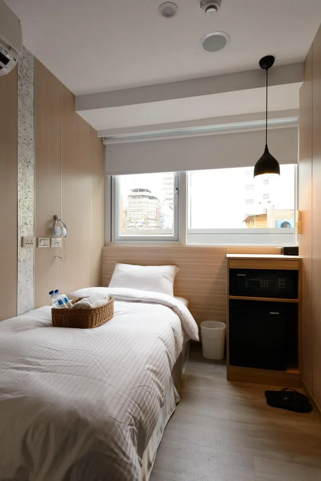 غرفة مفردة بحمام مشترك، Poshpacker Hotel 2/9