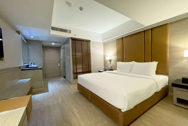 Grand, Deluxe, Twin Beds, No Window، Ramada by Wyndham Bangkok Sukhumvit 11 1/6