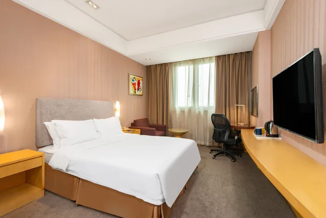 غرفة قياسية بسرير كينج لذوي الإعاقة، HOLIDAY INN EXPRESS NANTONG XINGHU 2/3