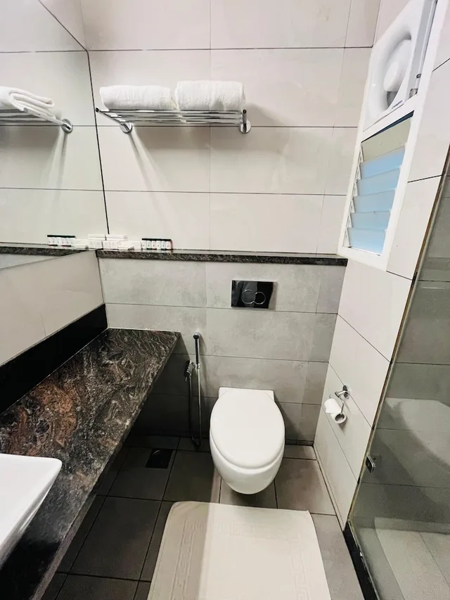 غرفة ديلوكس بسرير كينج، Gokulam Grand Resort & Spa, Coorg 3/6