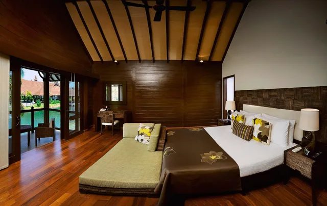 Deluxe, Suite, Lagoon View، The Lalit Resort And Spa Bekal 2/2