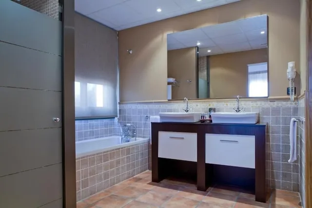 جناح حصري بسرير كينج وسرير كوين، Hotel Can Galvany 7/7