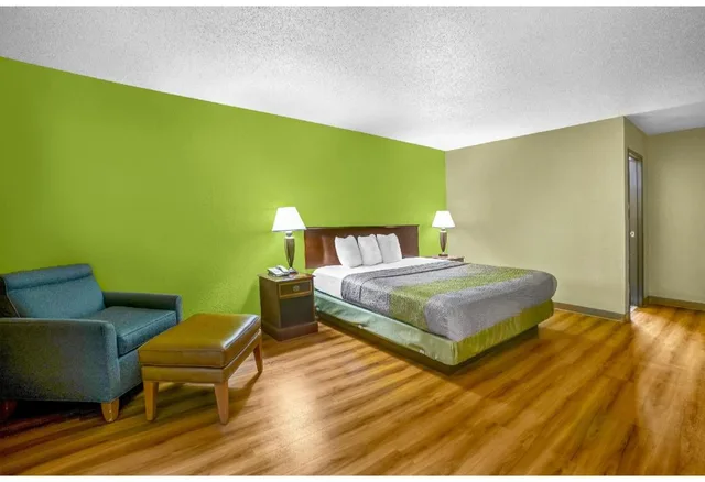 2 Full Beds - Smoking، Motel6 Morehead, KY 3/10
