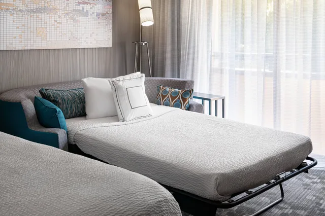 room, 2 double beds, Courtyard by Marriott San Jose Cupertino 2/3