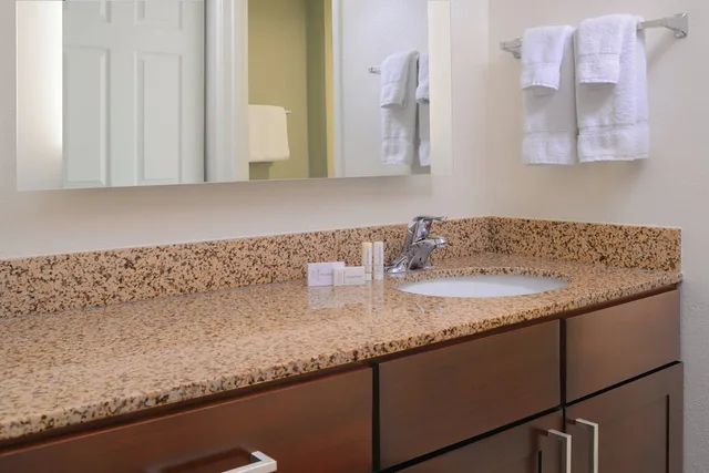 جناح بسريرين مزدوجين بغرفتي نوم، Residence Inn San Antonio Airport 6/10