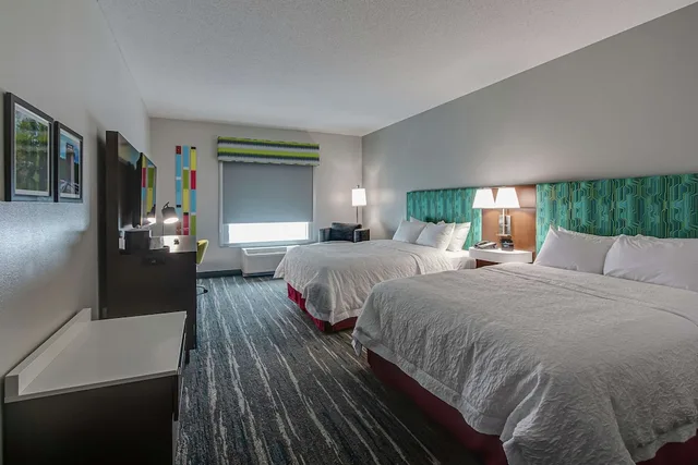 جناح استوديو بسريرين كوين مع أريكة، Hampton Inn Oak Grove Fort Campbell 2/9