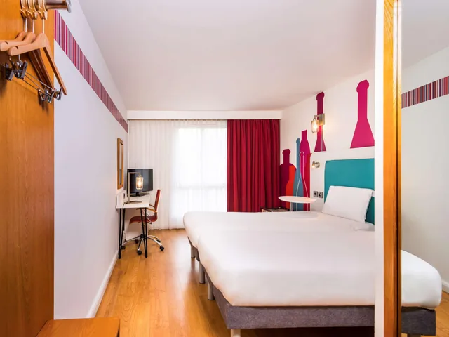 غرفة قياسية بسريرين منفصلين، Ibis Styles Barnsley 2/4