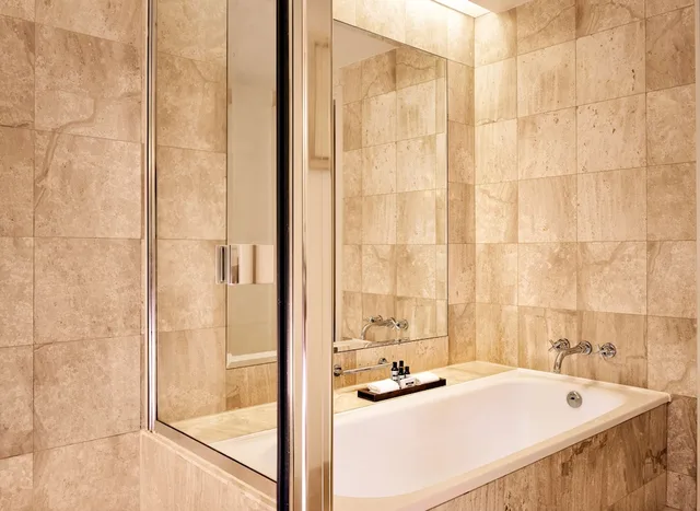Regency, Suite, King Bed، Hyatt Regency Birmingham 4/4