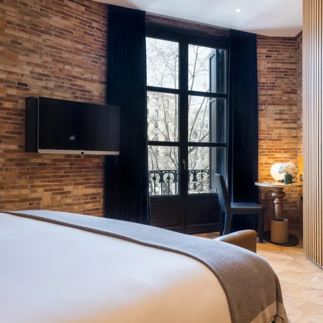 Family Suite, Single Bed, 2 King Beds, Monument Hotel 2/2