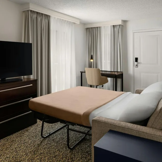 استوديو بسرير كوين مع أريكة بحوض استحمام لذوي الإعاقة، Residence Inn by Marriott Palo Alto Mountain View 2/9