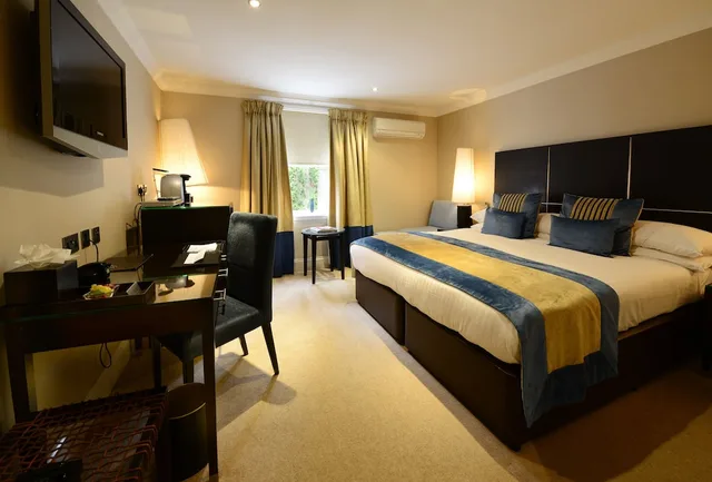 Hip, King Bed، Rocpool Reserve Hotel 7/10