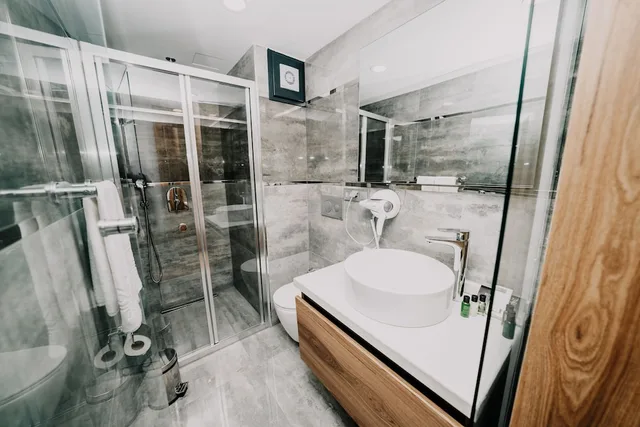 Superior, Twin Beds, Business Life Hotel Bakirkoy 2/2