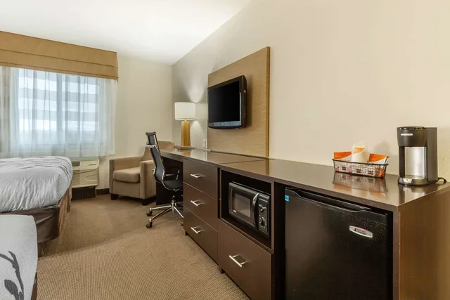 غرفة بسريرين كوين، Sleep Inn And Suites Grand Forks Alerus Center 5/5