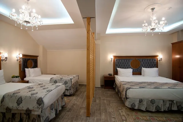 غرفة اقتصادية رباعية بسريرين منفصلين وسرير كينج مع أريكة في الطابق الأرضي، Ala Sofia Hotel 4/10