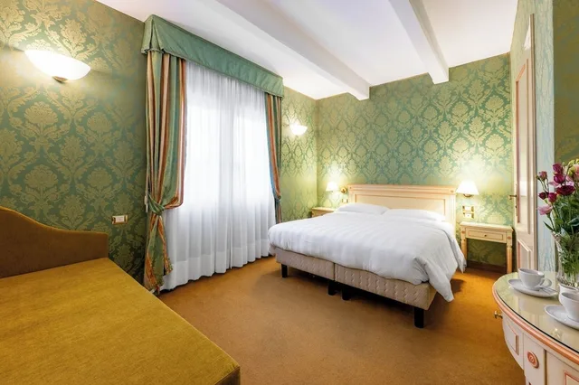 غرفة سوبيريور بسريرين منفصلين مع أريكة، Hotel Villa Delle Palme 6/10