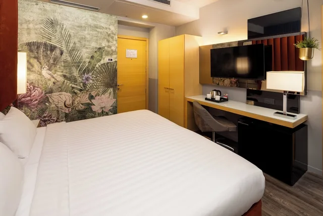 غرفة قياسية بسريرين منفصلين، Holiday Inn Milano Garibaldi Station 1/10