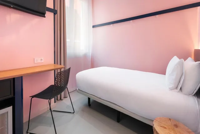Single Room, B&B HOTEL Madrid Centro Plaza Mayor 9/13