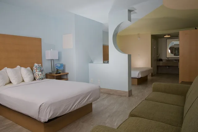 Deluxe, Suite, King and Queen Bed, The Ponce St Augustine Hotel 3/5