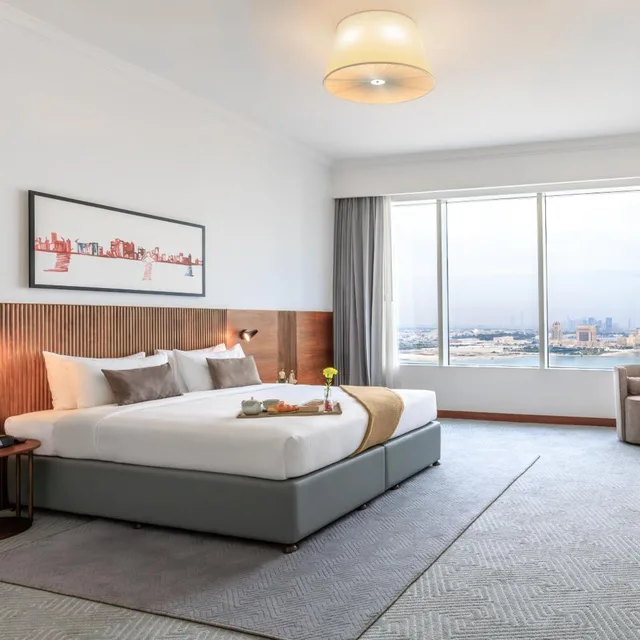 شقة بريميير بـ3 غرف نوم، Somerset West Bay Doha 2/8