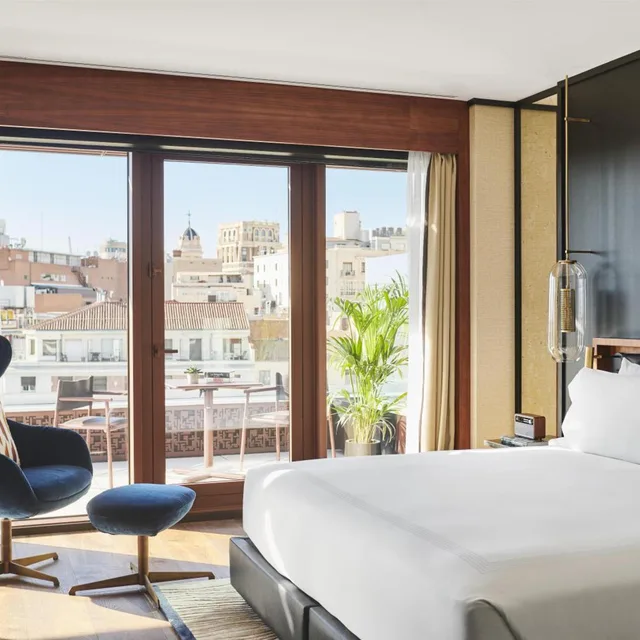 جناح جونيور بسرير كينج بشرفة، Hyatt Thompson Madrid 2/3