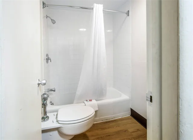 غرفة بسريرين كوين، Rodeway Inn St. Joseph MI 3/3