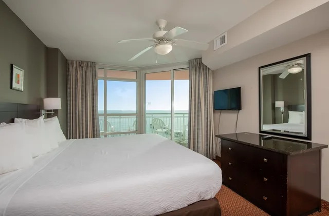 2 Bedrooms, Condo, Standard, 2 Double Beds, King Bed, Ocean View, Sofa, Tower Two, Corner، Prince Resort 5/10