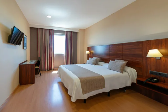 غرفة كلاسيكية بسرير مزدوج، Hotel Riscal 1/5
