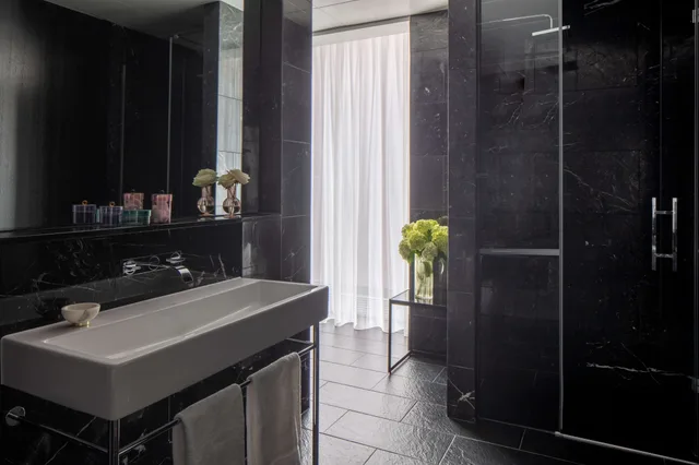 جناح جونيور، Anantara The Marker Dublin Hotel 7/7