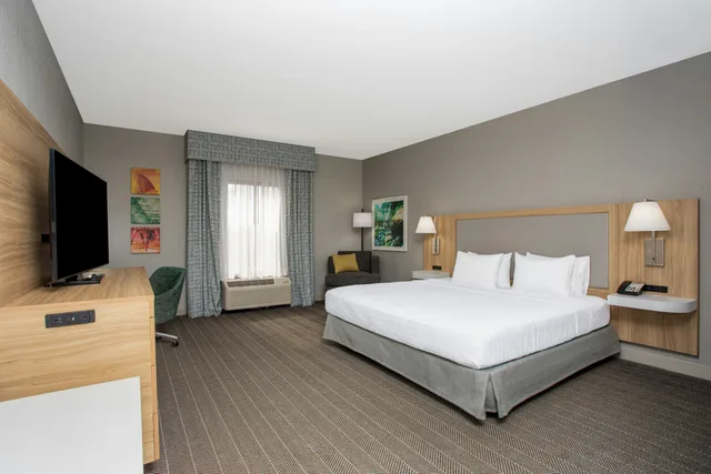 غرفة بسرير كينج لذوي الإعاقة، Hampton Inn And Suites Port St. Lucie West 1/4
