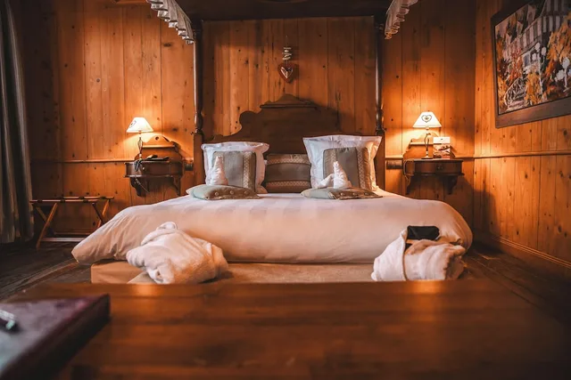 غرفة سوبيريور بسرير كوين، Les Violettes Hotel & SPA Alsace 3/4