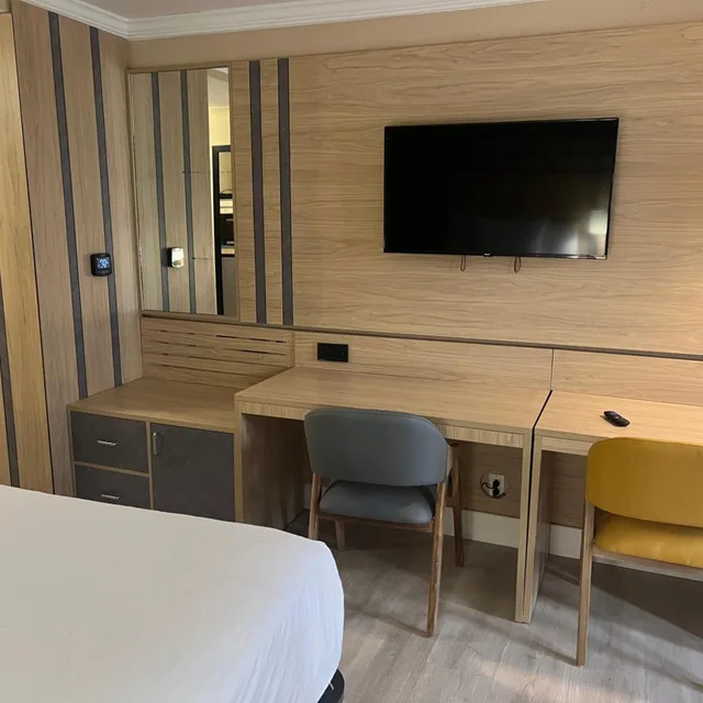 غرفة بسريرين مزدوجين، Hotel Executive Suites 7/10