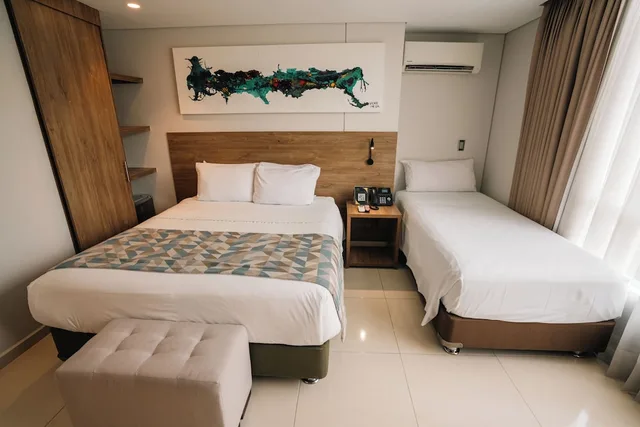 غرفة قياسية بسرير مزدوج وسرير فردي، Hotel Ambar Boutique 2/10