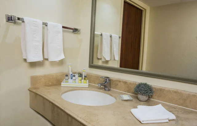 غرفة قياسية بسريرين مزدوجين، Krystal Urban Ciudad Juarez 4/5