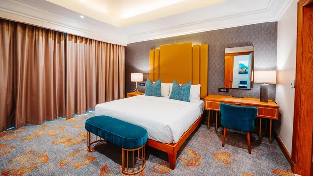 جناح، Southern Sun Silverstar 2/3