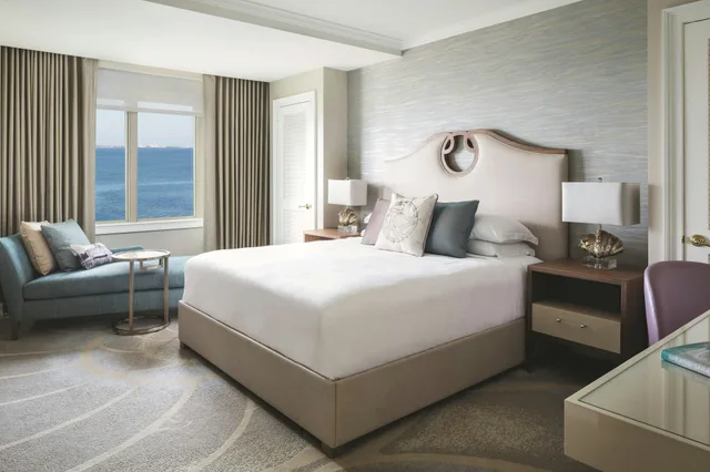 جناح، The Ritz Carlton Sarasota 1/4
